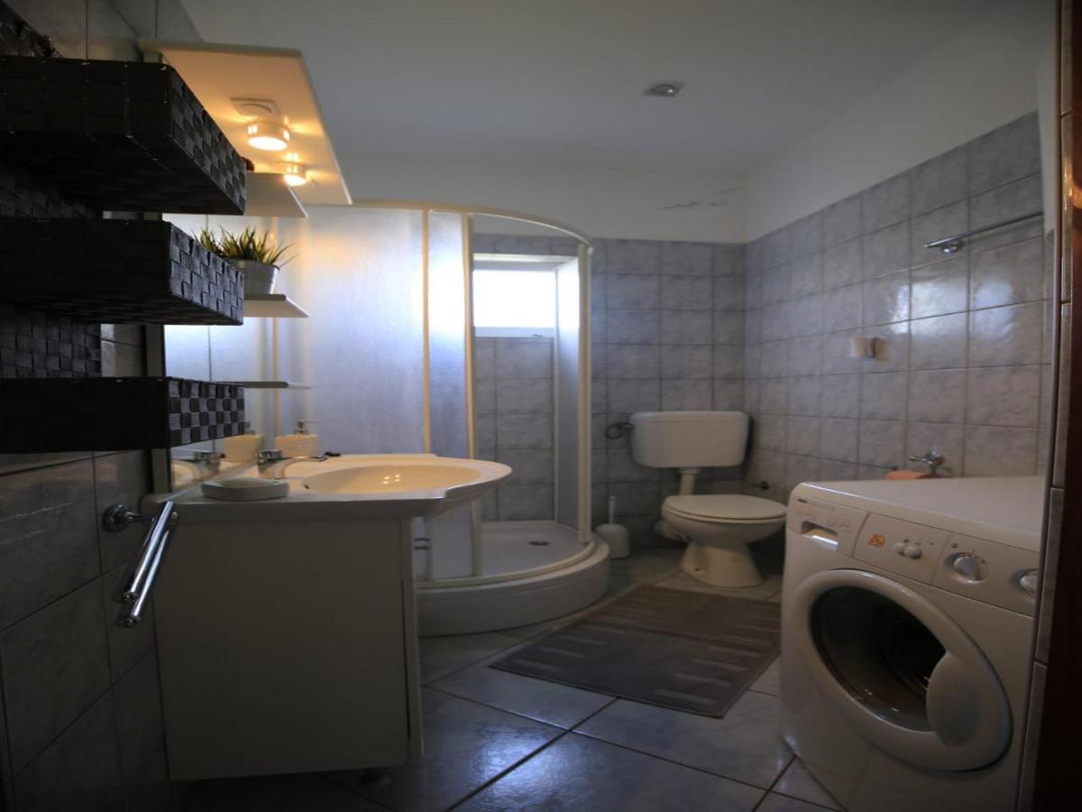 Apartment Barbara Vir Exterior photo