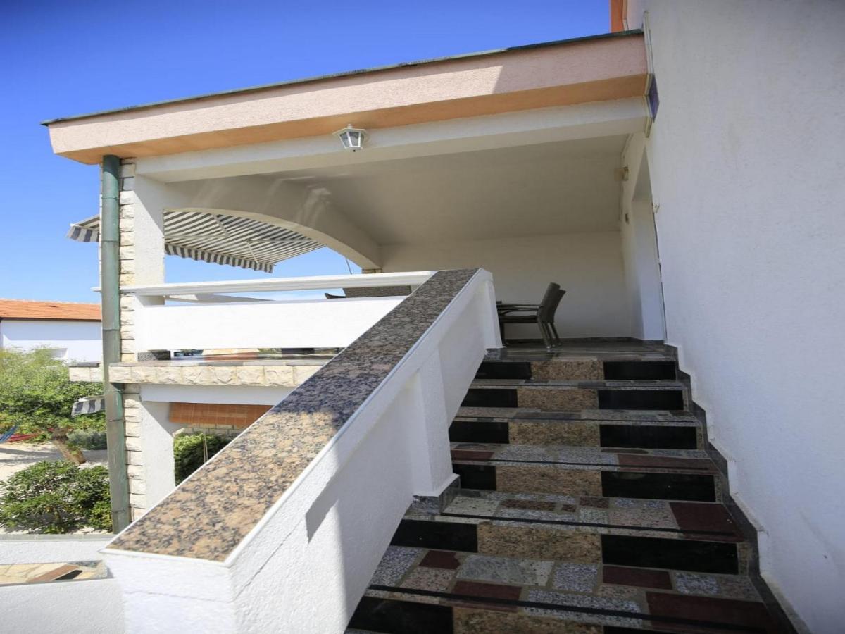 Apartment Barbara Vir Exterior photo